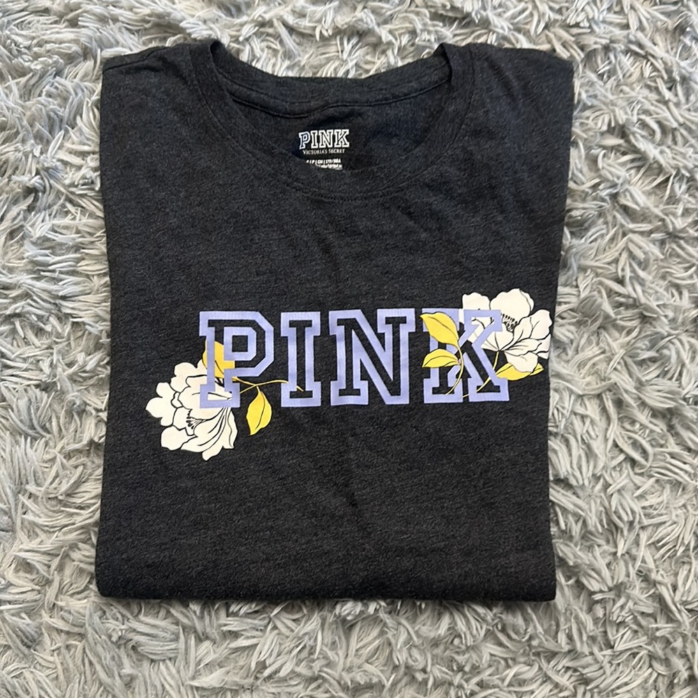 VERY soft PINK Tee Size S💓